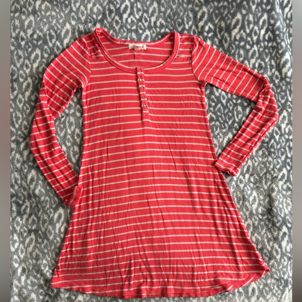 Billabong long sleeve dress